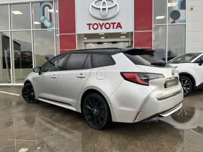 TOYOTA Corolla Touring Spt 184h Collection MY20 8cv occasion 2020 - Photo 4