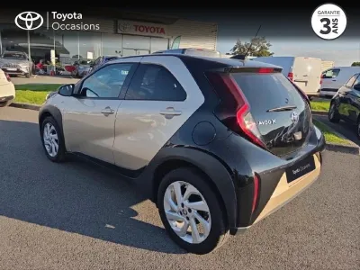 TOYOTA Aygo X 1.0 VVT-i 72ch Design occasion 2022 - Photo 2
