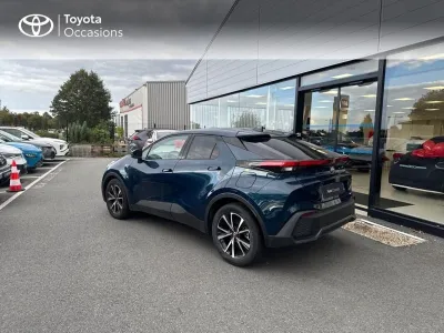 TOYOTA C-HR 2.0 Hybride 200ch Design NG23 occasion 2024 - Photo 2