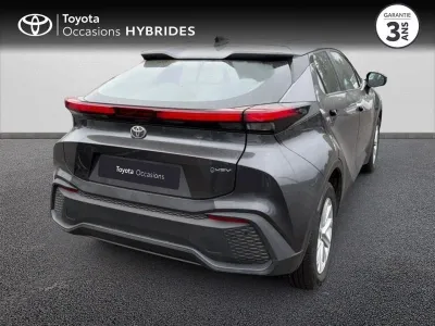 TOYOTA C-HR 1.8 Hybride 140ch Dynamic NG23 occasion 2024 - Photo 2