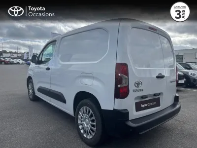 TOYOTA PROACE CITY Medium 110 VVT-i Dynamic RC23 occasion 2024 - Photo 2