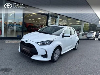TOYOTA Yaris 116h Dynamic 5p MY22 occasion 2023 - Photo 1
