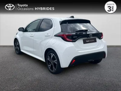 TOYOTA Yaris 116h Design 5p MC24 occasion 2025 - Photo 2
