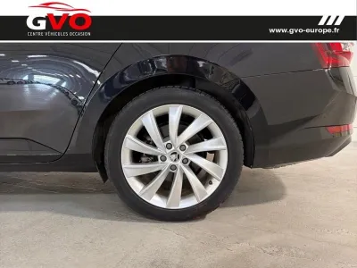 SKODA Superb Combi 2.0 TDI190 SCR Greentec Laurin&Klement DSG occasion 2016 - Photo 4