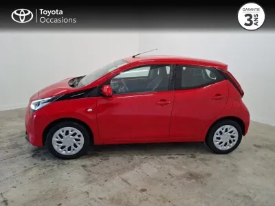 TOYOTA Aygo 1.0 VVT-i 72ch x-play 5p MY21 occasion 2022 - Photo 3