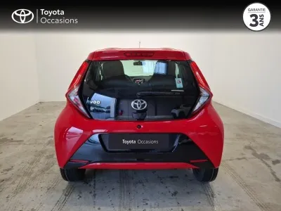 TOYOTA Aygo 1.0 VVT-i 72ch x-play 5p MY21 occasion 2022 - Photo 4
