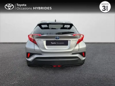 TOYOTA C-HR 122h Graphic 2WD E-CVT occasion 2017 - Photo 4