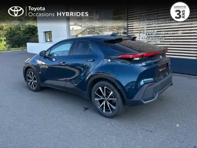 TOYOTA C-HR 1.8 Hybride 140ch Design NG23 occasion 2024 - Photo 2