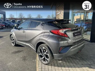 TOYOTA C-HR 122h Design 2WD E-CVT RC18 occasion 2019 - Photo 2