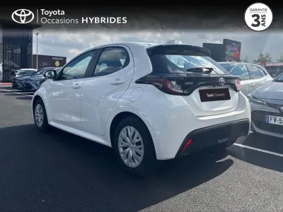 TOYOTA Yaris 116h Dynamic 5p MY22 occasion 2023 - Photo 2
