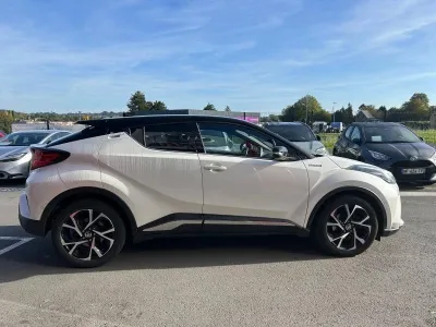 TOYOTA C-HR 184h Collection 2WD E-CVT MC19 occasion 2019 - Photo 4