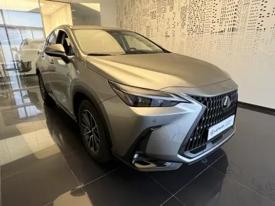 LEXUS NX 450h+ Luxe 4WD occasion 2025 - Photo 3