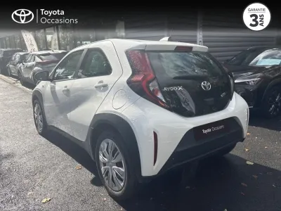 TOYOTA Aygo X 1.0 VVT-i 72ch Dynamic occasion 2022 - Photo 2