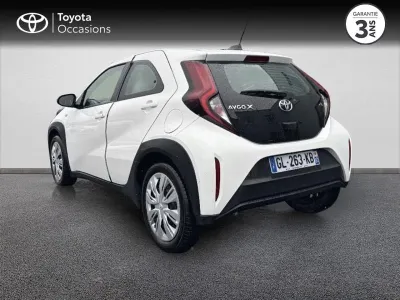 TOYOTA Aygo X 1.0 VVT-i 72ch Dynamic occasion 2022 - Photo 2