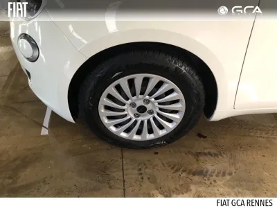 FIAT 500C e 95ch MY23 occasion 2023 - Photo 4