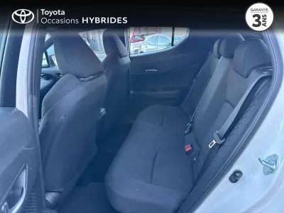 TOYOTA C-HR 122h Dynamic 2WD E-CVT RC18 occasion 2019 - Photo 4
