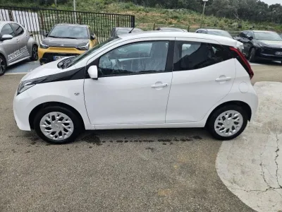 TOYOTA Aygo 1.0 VVT-i 72ch x-play 5p MY21 occasion 2021 - Photo 4