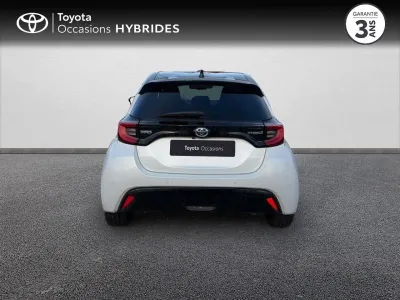 TOYOTA Yaris 116h Collection 5p MY22 occasion 2022 - Photo 4