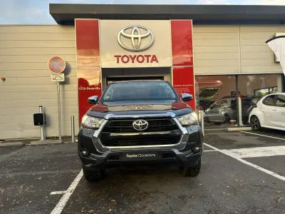 TOYOTA Hilux 2.4 D-4D X-Tra Cabine Légende 4WD RC21 occasion 2022 - Photo 2