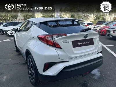 TOYOTA C-HR 122h Design 2WD E-CVT RC18 occasion 2018 - Photo 2