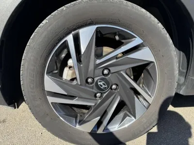 HYUNDAI Bayon 1.0 T-GDi 100ch Hybrid 48V Intuitive occasion 2023 - Photo 3