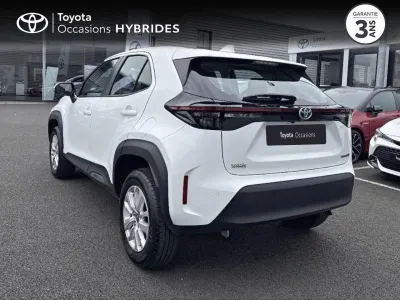 TOYOTA Yaris Cross 116h Dynamic Business + Programme Beyond Zero Academy MY22 occasion 2023 - Photo 2
