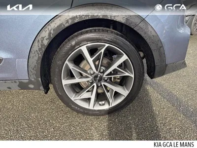 KIA Niro 1.6 GDi 105ch ISG + électrique 43.5ch Lounge DCT6 MY22 occasion 2021 - Photo 4