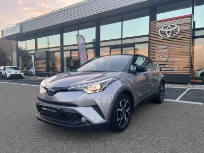 TOYOTA C-HR 122h Graphic 2WD E-CVT occasion 2018 - Photo 1