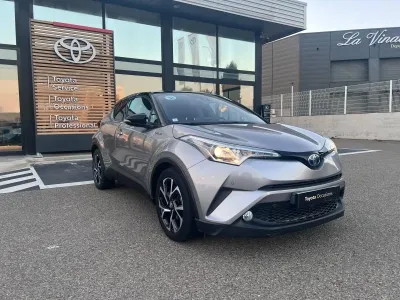 TOYOTA C-HR 122h Graphic 2WD E-CVT occasion 2018 - Photo 3