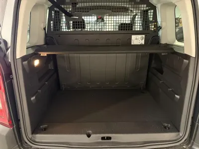 CITROEN Berlingo Van M 650kg BlueHDi 130ch S&S EAT8 Pack Premium Connect occasion 2025 - Photo 3
