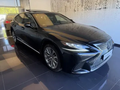 LEXUS LS 500h 359ch Luxe 4WD occasion 2018 - Photo 3