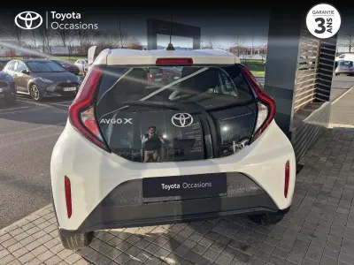 TOYOTA Aygo X 1.0 VVT-i 72ch Dynamic occasion 2022 - Photo 4