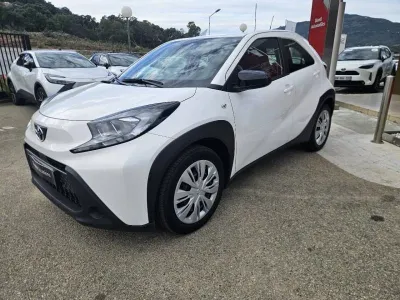 TOYOTA Aygo X 1.0 VVT-i 72ch Dynamic S-CVT occasion 2023 - Photo 3