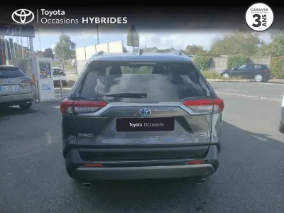 TOYOTA RAV4 Hybride 222ch Lounge AWD-i MY21 occasion 2022 - Photo 4