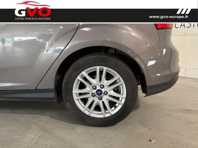 FORD Focus 2.0 TDCi 115ch FAP Titanium PowerShift 4p occasion 2013 - Photo 4