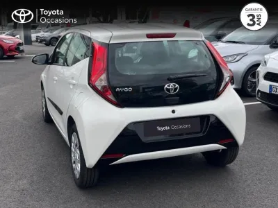 TOYOTA Aygo 1.0 VVT-i 72ch x-play x-shift 5p MY20 occasion 2021 - Photo 2