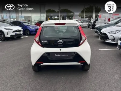 TOYOTA Aygo 1.0 VVT-i 72ch x-play x-shift 5p MY20 occasion 2021 - Photo 4