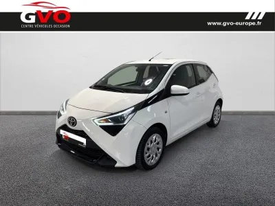 TOYOTA Aygo 1.0 VVT-i 72ch x-play 5p MY20 occasion 2021 - Photo 1