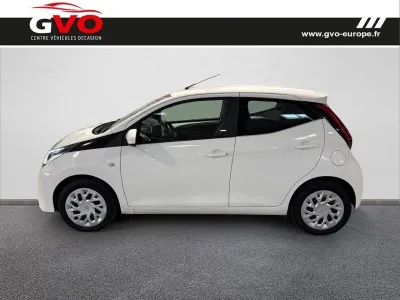 TOYOTA Aygo 1.0 VVT-i 72ch x-play 5p MY20 occasion 2021 - Photo 3