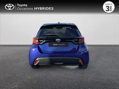 TOYOTA Yaris 116h Design 5p MY22 occasion 2023 - Photo 4