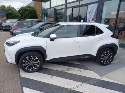 TOYOTA Yaris Cross 116h Design MY22 occasion 2022 - Photo 3