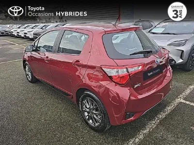 TOYOTA Yaris 100h Dynamic 5p RC19 occasion 2020 - Photo 2