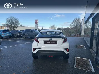 TOYOTA C-HR 122h Dynamic 2WD E-CVT MY22 occasion 2021 - Photo 4