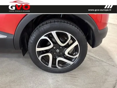 RENAULT Captur 1.2 TCe 120ch Stop&Start energy Intens Euro6 2016 occasion 2016 - Photo 4
