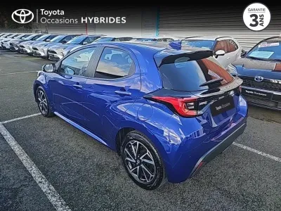 TOYOTA Yaris 116h Design 5p MY22 occasion 2022 - Photo 2