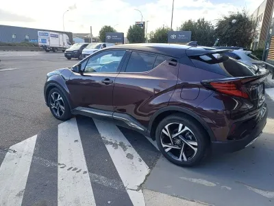 TOYOTA C-HR 184h Collection 2WD E-CVT MY22 occasion 2023 - Photo 4