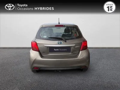 TOYOTA Yaris HSD 100h Business 5p occasion 2016 - Photo 4