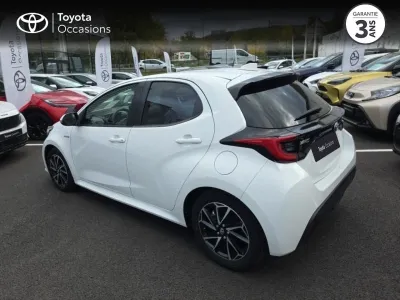 TOYOTA Yaris 116h Design 5p MY22 occasion 2021 - Photo 2