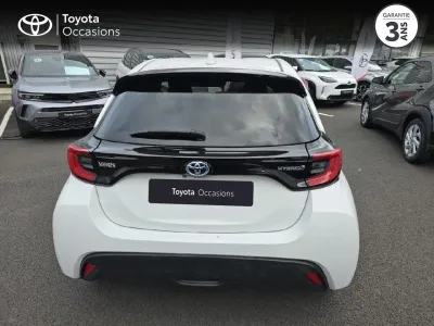 TOYOTA Yaris 116h Design 5p MY22 occasion 2021 - Photo 4