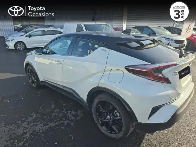 TOYOTA C-HR 122h Graphic 2WD E-CVT RC18 occasion 2019 - Photo 2
